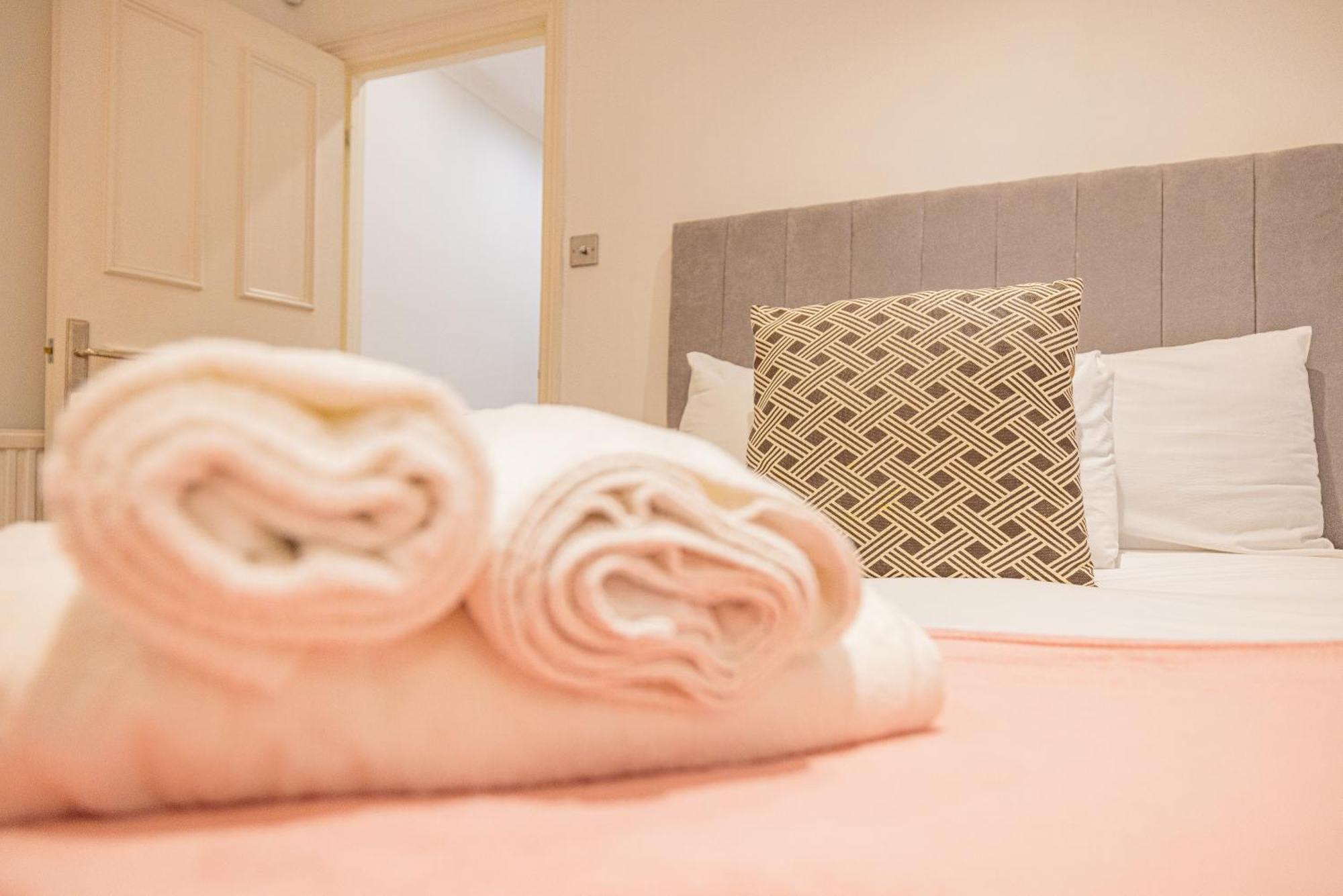 Gorgeous 3 B Edroom Home In Little Venice ลอนดอน ภายนอก รูปภาพ